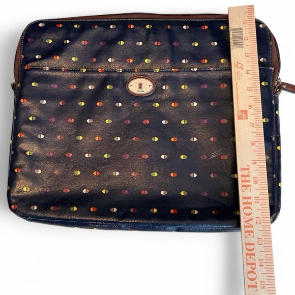 Fossil Key Per Computer Case - Very Good Condition, Coated Canvas, 15” x 12” - Picture 4 of 7